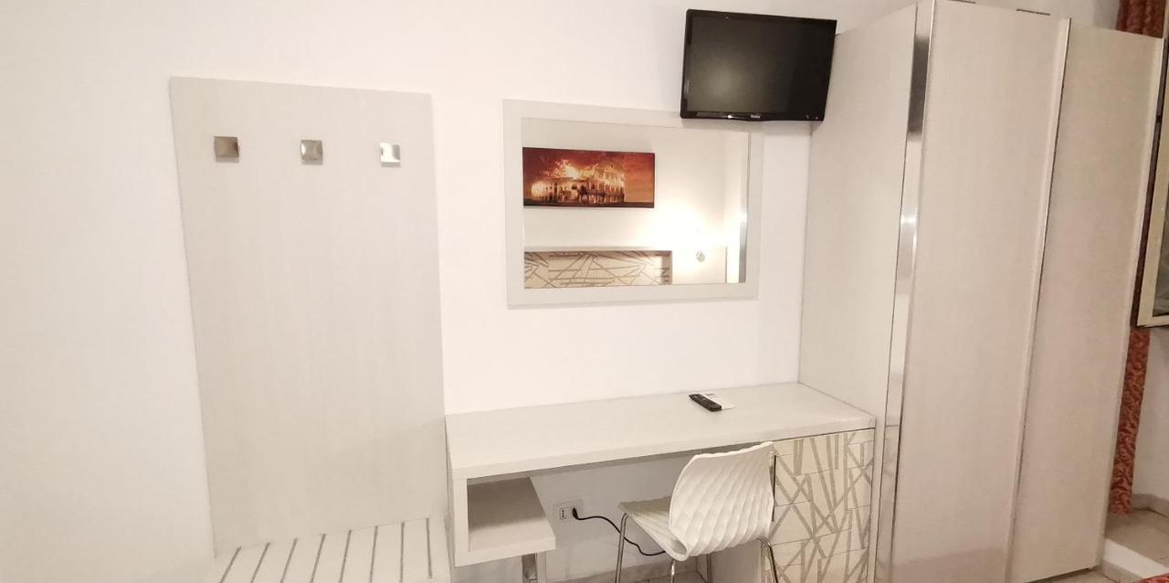 Friendship Place روما المظهر الخارجي الصورة